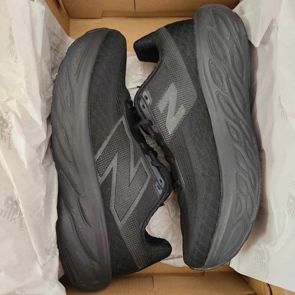 New Balance Men's Fresh Foam X 1080 V14 Running Shoe, Black, 11 M - Picture 9 of 10